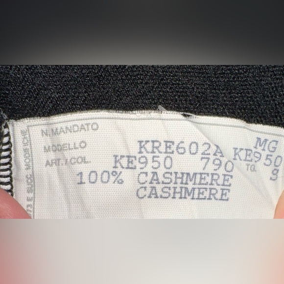 MICHAEL KORS | 100% Cashmere Cardigan | Some Damage - Picture 3 of 6